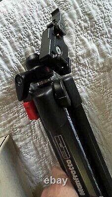 Celestron Regal M2 100ED Spotting Scope 22-67x Zoom + Manfrotto 725B Tripod