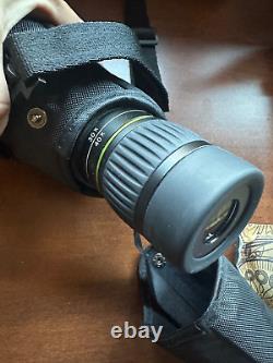 Vanguard ENDEAVOR HD 82A Spotting Scope with 20-60x Zoom EUC