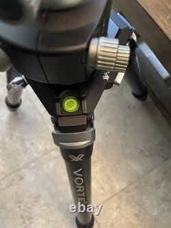 Vortex RAZOR UHD 85mm Spotting Scope Radian Carbon Tripod Combo