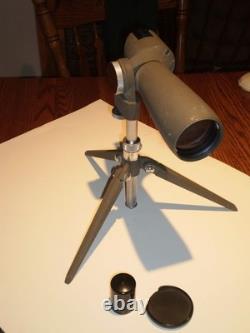 Vtg BUSHNELL SPACEMASTER II 20X Wide 60mm SPOTTING SCOPE withlens cover & Tripod