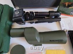 Winchester WT-541 Hunting Spotting Scope in Case withBox Tripod + Accessories